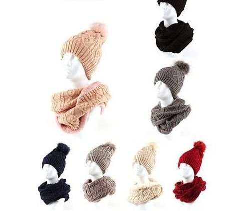 Womans Heavy Knit Winter Pom Pom Hat And Plush Knit Scarf Fleece Lined