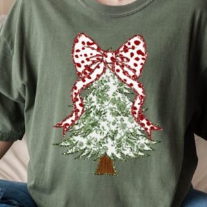 hpvjit-1717-blossom-sm-greenchinoiserietree-hpv-886429.jpg Green Chinoiserie Tree Comfort Colors Adult Ring-Spun Cotton Tee